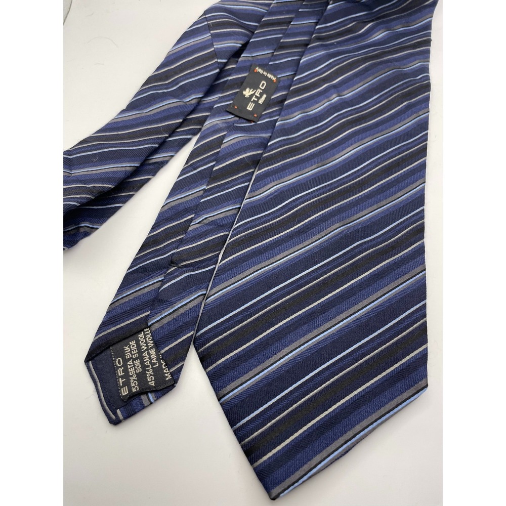 Etro Milano Mens Silk Wool Striped Tie Navy Blue Grey Made in Italy 3.75" Width
